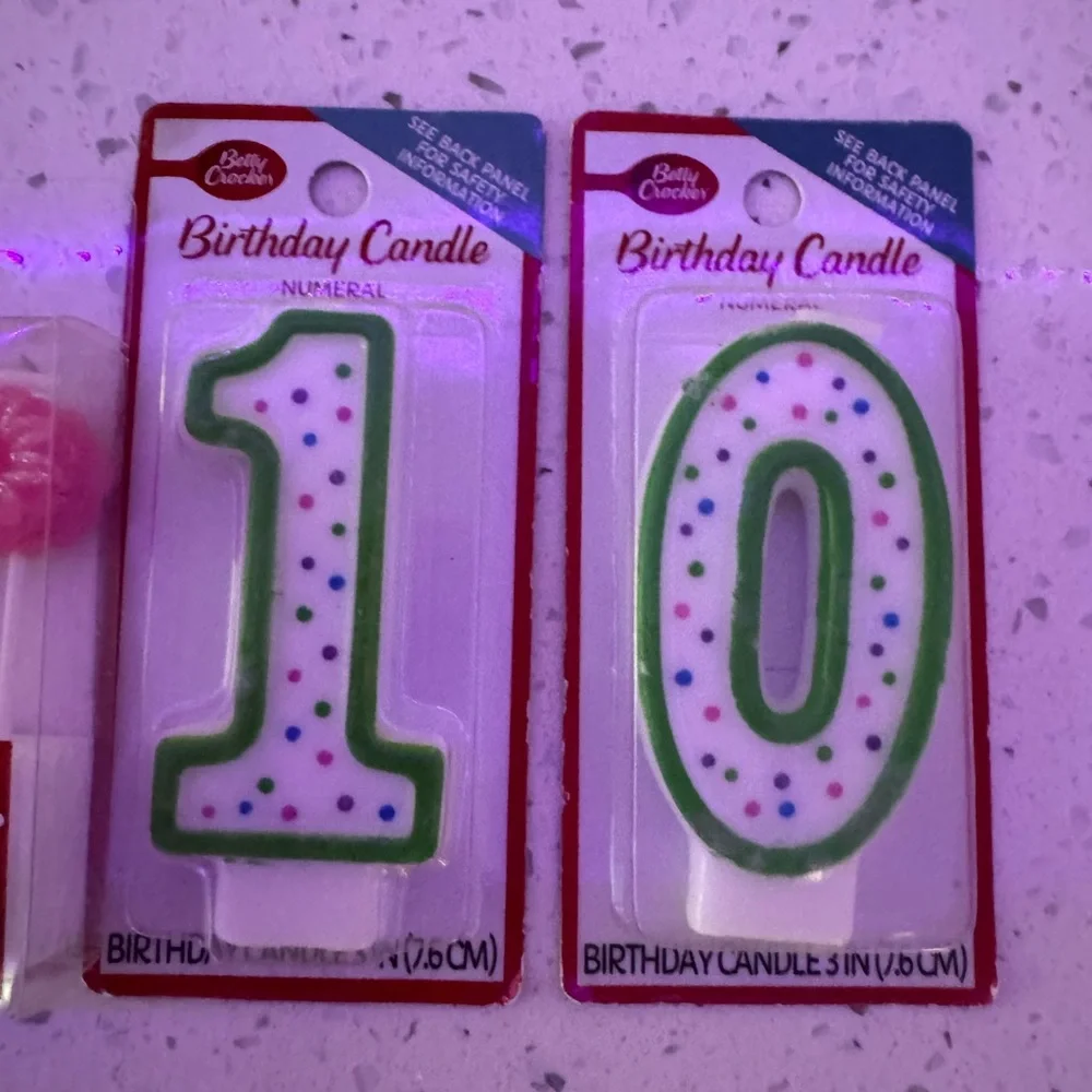 Betty Crocker Birthday Candles Set